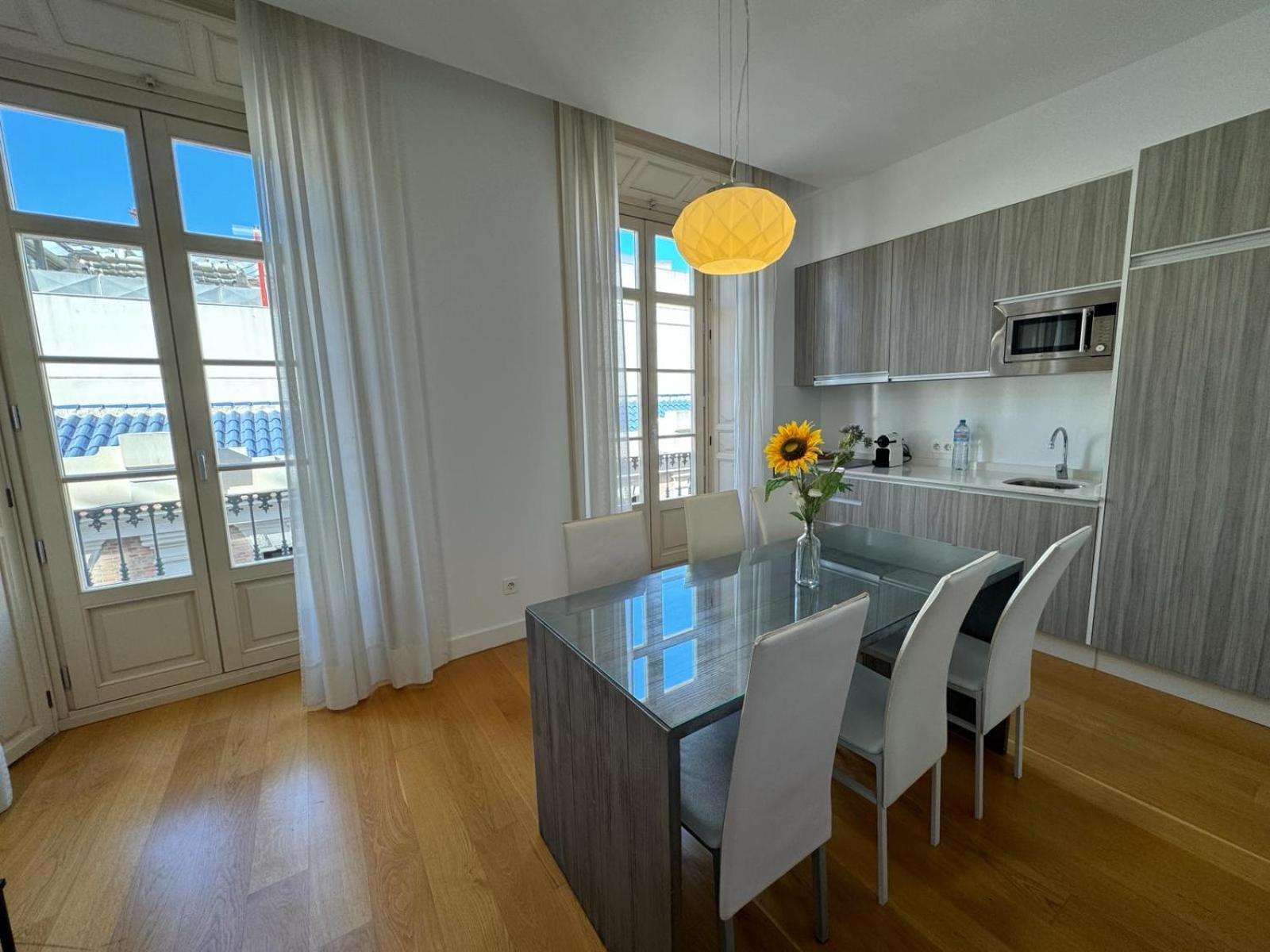 Echegaray Premium Cathedral 2 Apartment Malaga Exterior photo